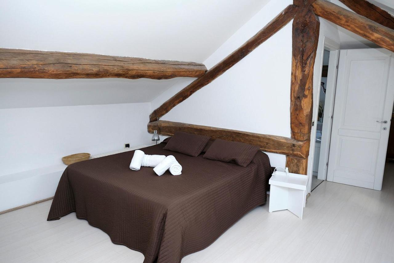 Cozy Suites On The Lake - The House Of Travelers Brienno Exterior photo